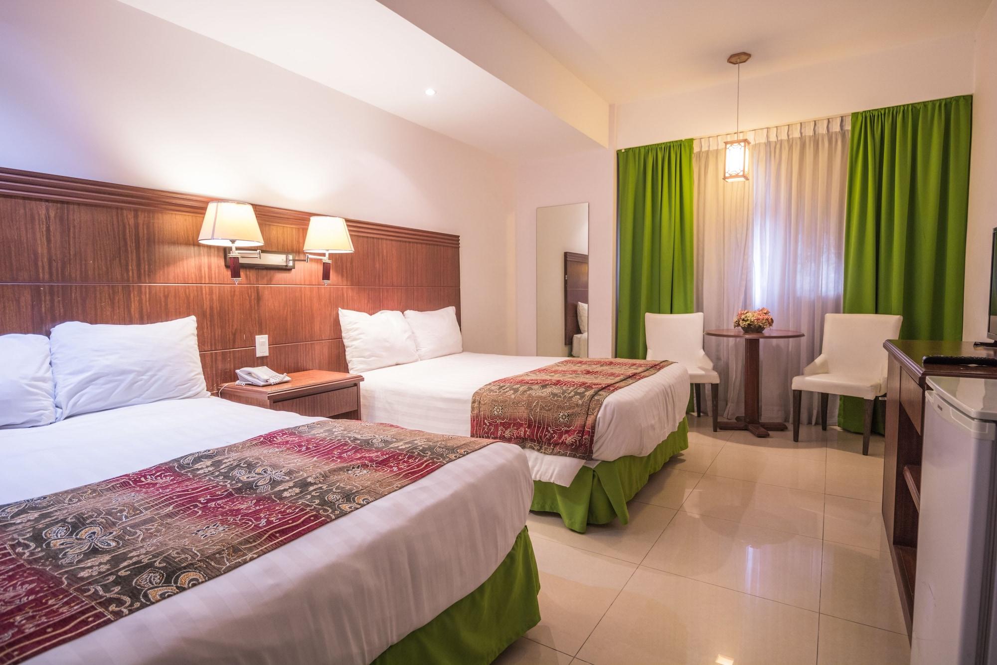 Hotel Faranda Express Soloy And Casino, A Member Of Radisson Individuals Panama City Exterior photo